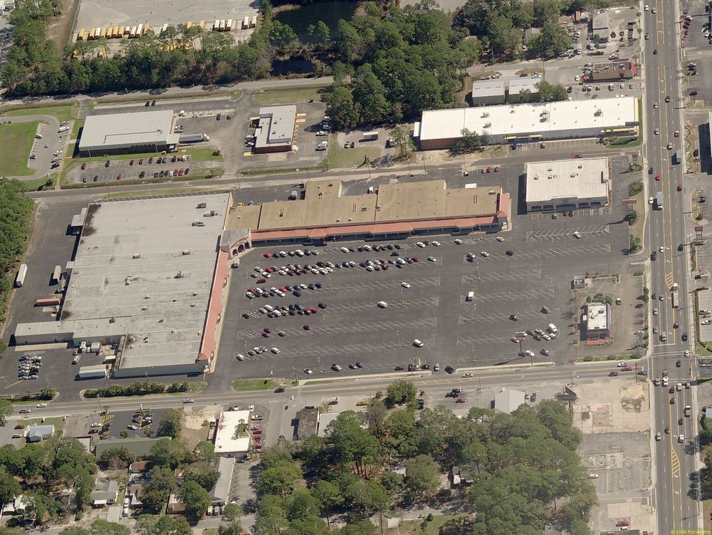 Panama Plaza: 1350 W 15th St, Panama City, FL 32401